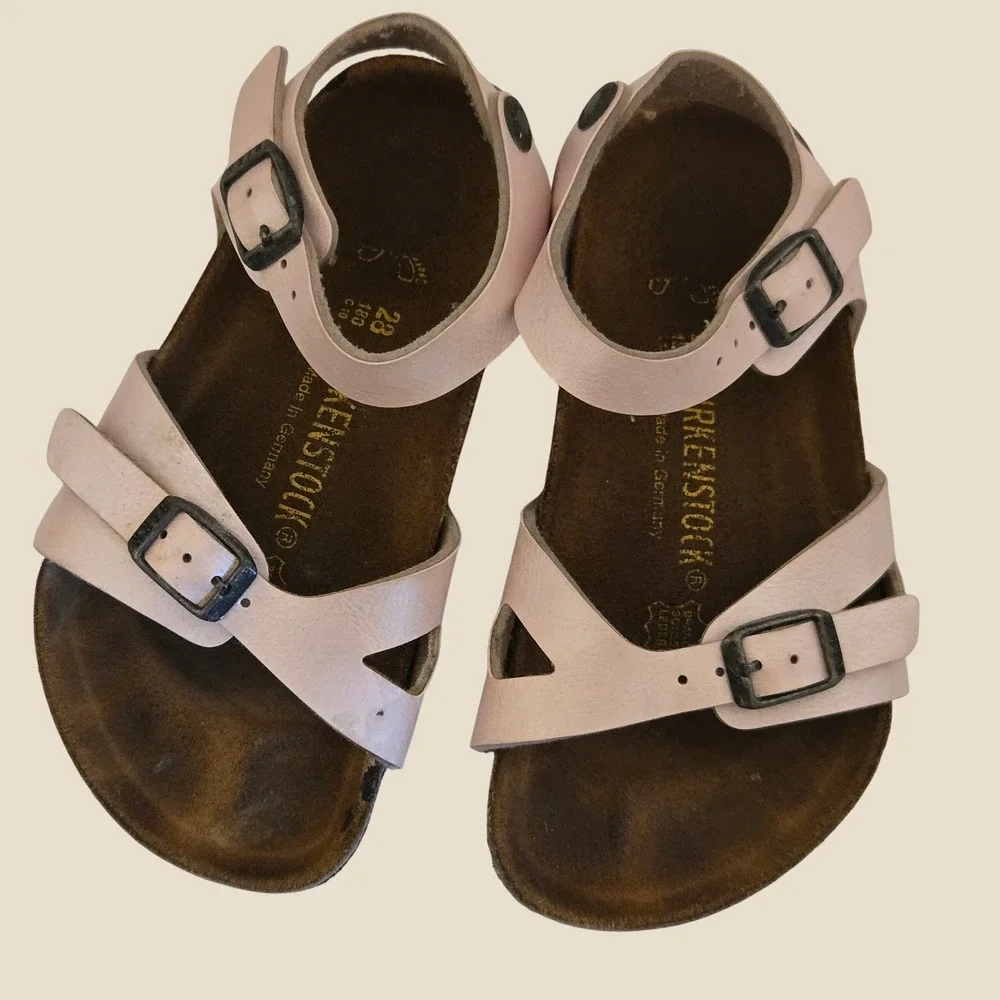 Birkenstock Rio Kids Pink Pearl Sandals Ankle Strap Cork Footbed Size 28 C10